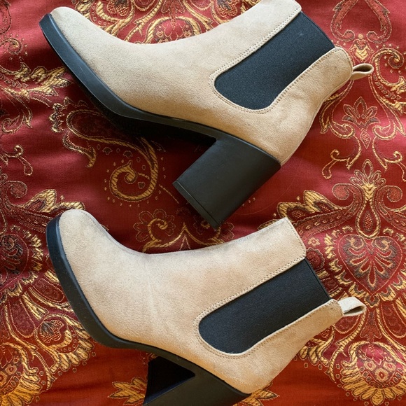 Soda Booties ARBOR-S in New Sand Wmn 7 LIKE NEW - Picture 3 of 13